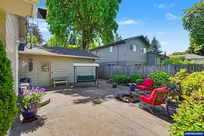 695 Snow White Wy SE, Salem, OR 97302 - Photo 32