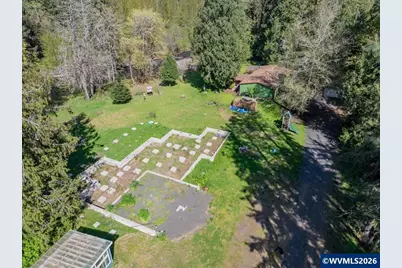 42927 Island Inn Dr, Lebanon, OR 97355 - Photo 40