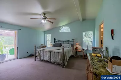 42927 Island Inn Dr, Lebanon, OR 97355 - Photo 18