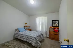 42927 Island Inn Dr, Lebanon, OR 97355 - Photo 24