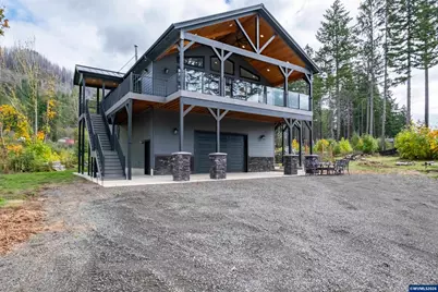 310 Detroit Rd S, Detroit, OR 97342 - Photo 2