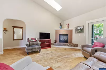 410 NW Byers Ln, Dallas, OR 97338 - Photo 10