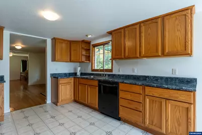 25804 99W Hwy, Monroe, OR 97456 - Photo 6