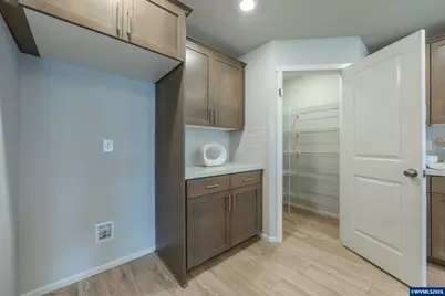 1487 Austin Av, Woodburn, OR 97071 - Photo 18