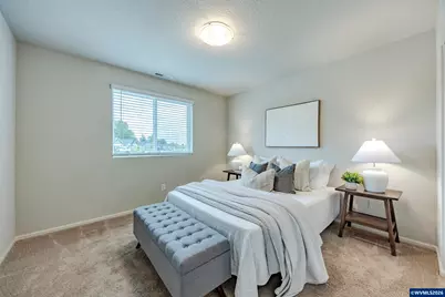 1487 Austin Av, Woodburn, OR 97071 - Photo 44