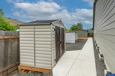 1487 Austin Av, Woodburn, OR 97071 - Photo 50