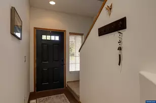 1450 NE Kerry Ct, McMinnville, OR 97128 - Photo 4