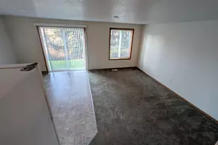 2143-2145 Dorsey Dr, Hubbard, OR 97032 - Photo 6
