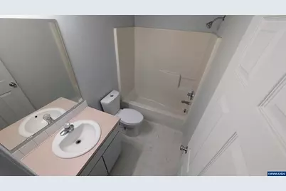 2143-2145 Dorsey Dr, Hubbard, OR 97032 - Photo 14