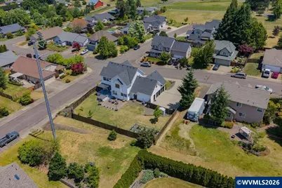 1492 Penny Ln NW, Albany, OR 97321 - Photo 4