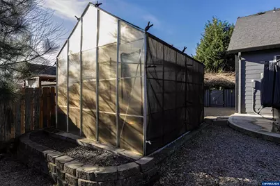 612 N 6th St, Carlton, OR 97111 - Photo 26
