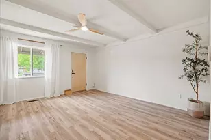 411 S 1st St, Silverton, OR 97381 - Photo 8