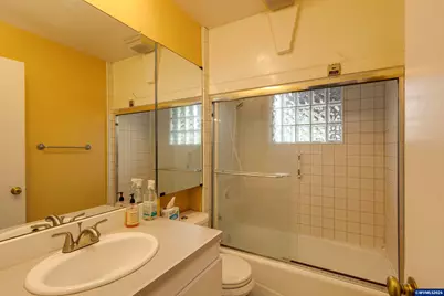 540 NW 9th St, McMinnville, OR 97128 - Photo 10