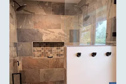 565 Shelokum Dr, Silverton, OR 93781 - Photo 26