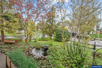 2443 SW Taylor Dr, McMinnville, OR 97128 - Photo 6