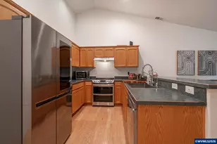 2443 SW Taylor Dr, McMinnville, OR 97128 - Photo 26