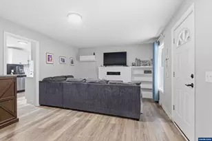 360 Wilson St S, Salem, OR 97302 - Photo 12