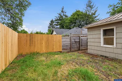 360 Wilson St S, Salem, OR 97302 - Photo 38