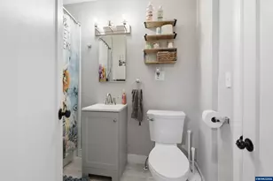 360 Wilson St S, Salem, OR 97302 - Photo 22
