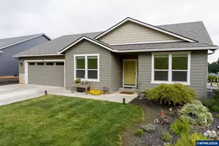 2005 Davis Rd S, Salem, OR 97306 - Photo 2