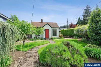 119 Wesley (605 Miller) St, Silverton, OR 97381 - Photo 1