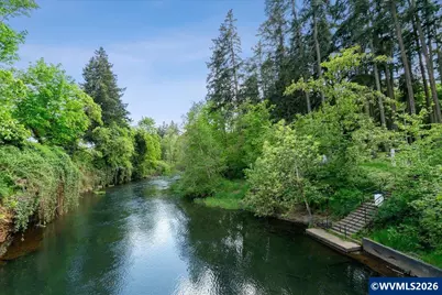 119 Wesley (605 Miller) St, Silverton, OR 97381 - Photo 40