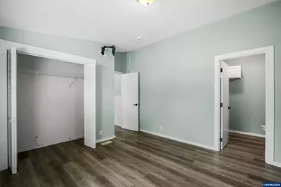 334 SE Hazel St, Mill City, OR 97360 - Photo 20