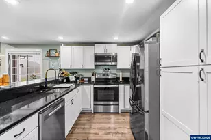 32900 Old Church Rd, Tangent, OR 97389 - Photo 10