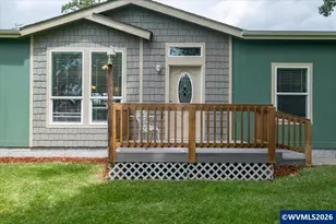 1017 N 2nd St, Jefferson, OR 97352 - Photo 8