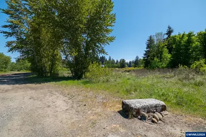 2414 Next To Main St, Sweet Home, OR 97386 - Photo 32