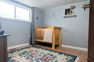 821 Liberty St, Silverton, OR 97381 - Photo 12