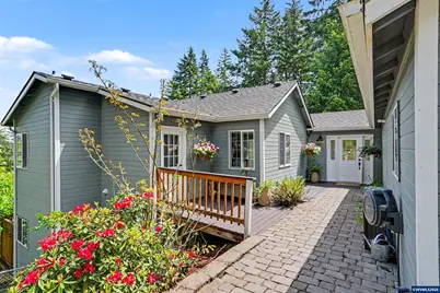 24258 Columbine Dr, Philomath, OR 97370 - Photo 4