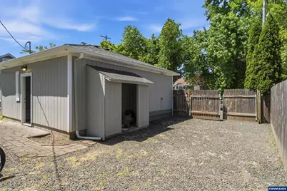 837 NW 10th St, Corvallis, OR 97330 - Photo 26