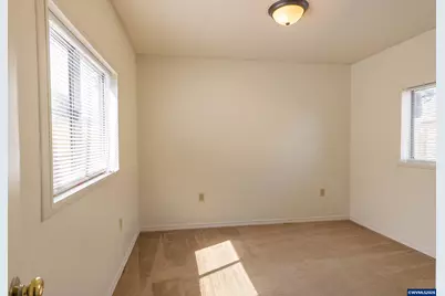 270 Gwinn St W, Monmouth, OR 97361 - Photo 22