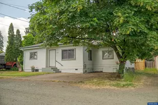 270 Gwinn St W, Monmouth, OR 97361 - Photo 2
