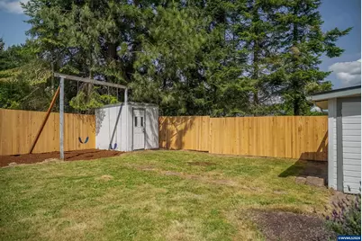 270 Gwinn St W, Monmouth, OR 97361 - Photo 32
