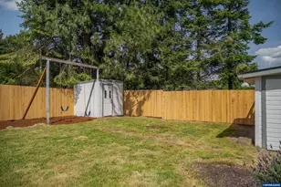 270 Gwinn St W, Monmouth, OR 97361 - Photo 32