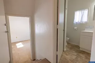 270 Gwinn St W, Monmouth, OR 97361 - Photo 20