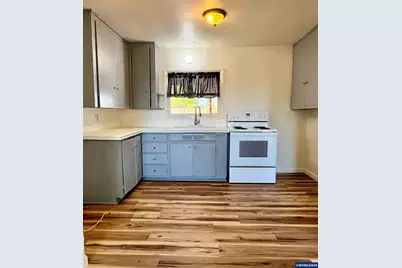 270 Gwinn St W, Monmouth, OR 97361 - Photo 6