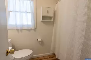 270 Gwinn St W, Monmouth, OR 97361 - Photo 14