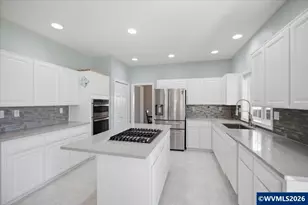 1415 Ashley Dr NW, Albany, OR 97321 - Photo 16
