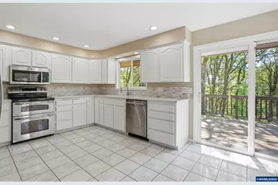 3530 Mariposa Dr NW, Albany, OR 97321 - Photo 12