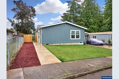 11633 Warbler Ln NE, Aurora, OR 97002 - Photo 2