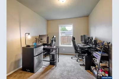 11633 Warbler Ln NE, Aurora, OR 97002 - Photo 32