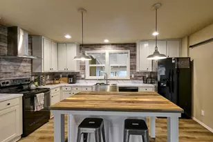 11633 Warbler Ln NE, Aurora, OR 97002 - Photo 12