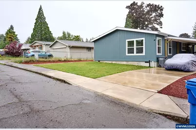 11633 Warbler Ln NE, Aurora, OR 97002 - Photo 46