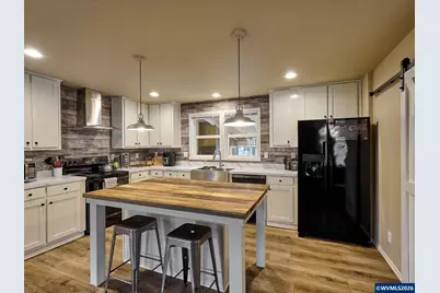 11633 Warbler Ln NE, Aurora, OR 97002 - Photo 12