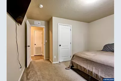 11633 Warbler Ln NE, Aurora, OR 97002 - Photo 36
