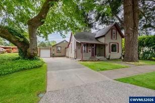 626 E Isabella St, Lebanon, OR 97355 - Photo 1