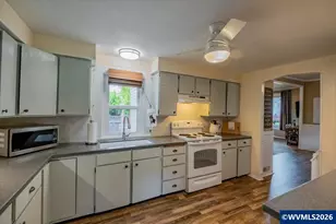 626 E Isabella St, Lebanon, OR 97355 - Photo 12